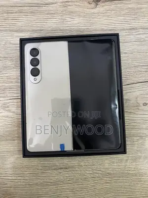 Samsung Galaxy Z Fold4 256 GB Rose Gold