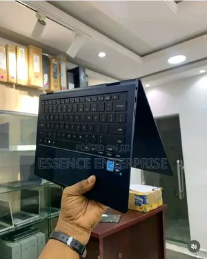 Laptop Samsung Galaxy Book4 16GB Intel Core i7 SSD 512GB