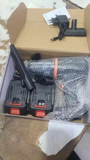 Powerful Cordless Handheld Vacuum Cleaner