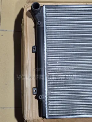 Radiator for 2010 - 2015 Volkwagen Passat 2.0 Tsi