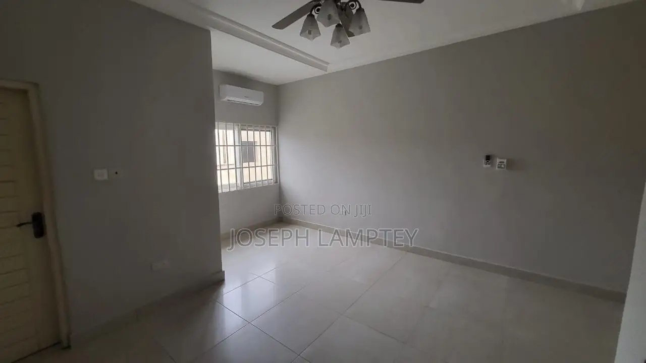 4bdrm House in Joseph Lamptey, American House for rent