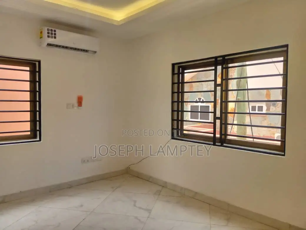 2bdrm House in Joseph Lamptey, Coffee Shop Area for rent