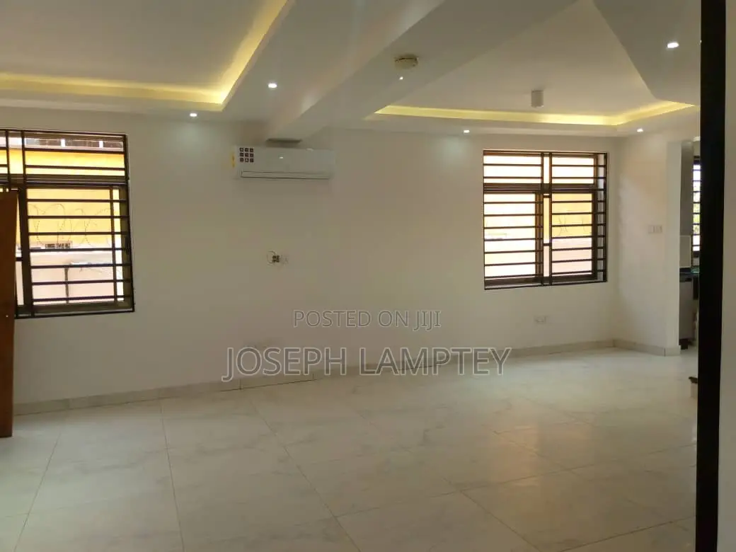 2bdrm House in Joseph Lamptey, Coffee Shop Area for rent