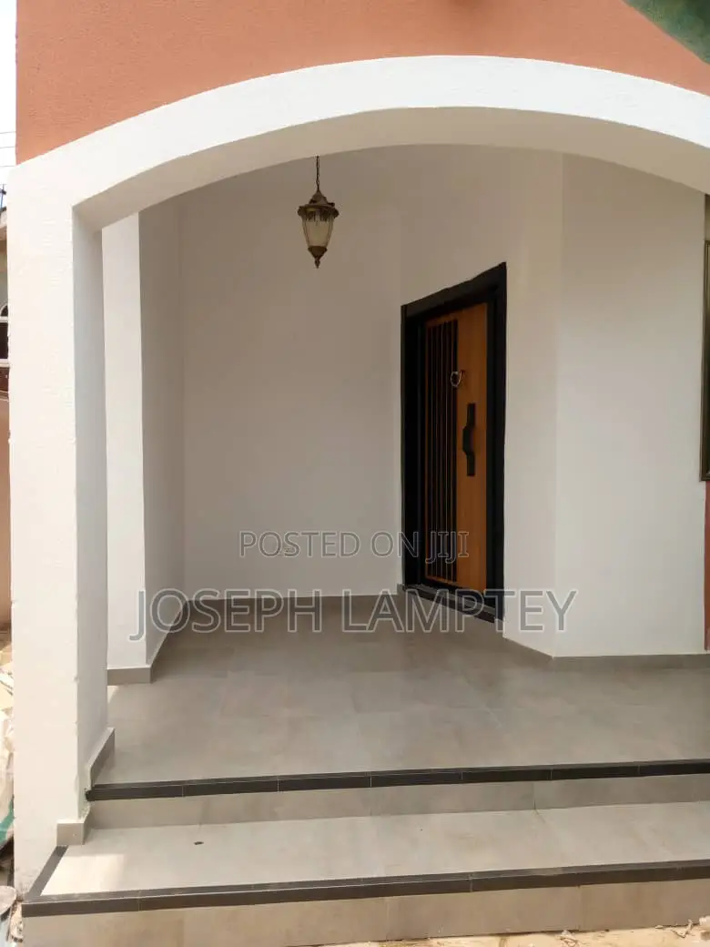 2bdrm House in Joseph Lamptey, Coffee Shop Area for rent