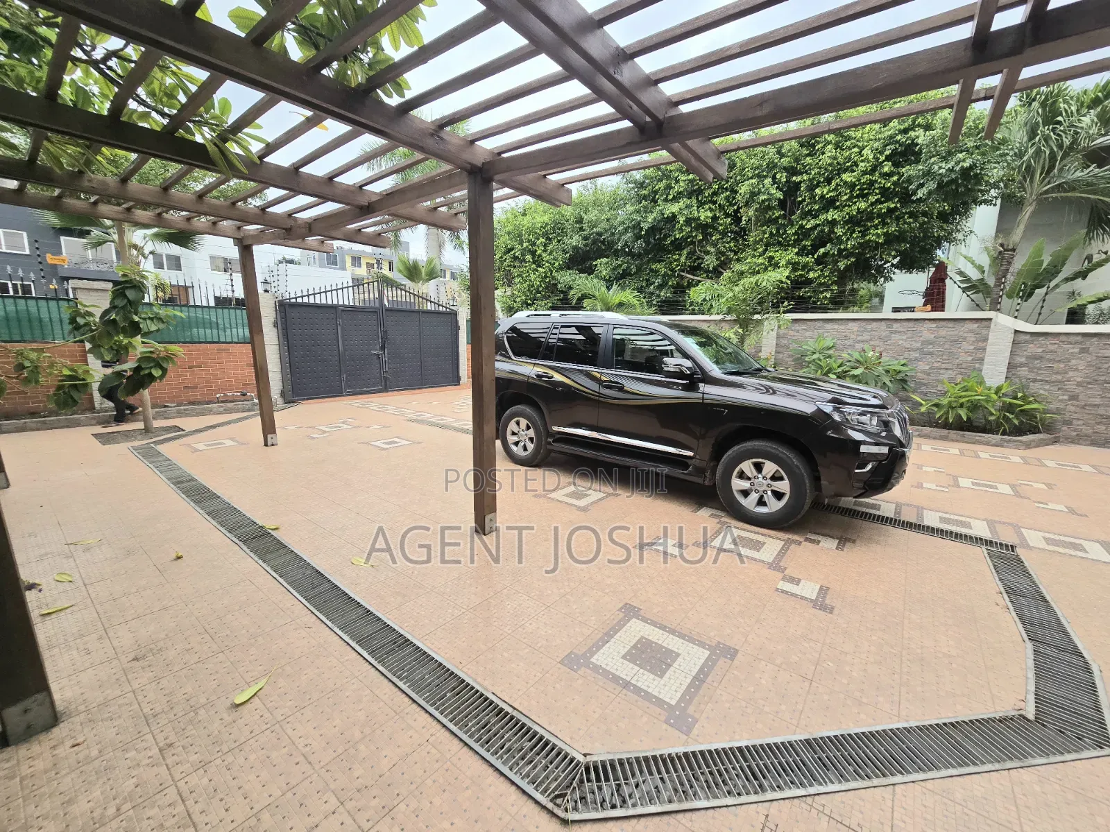 4bdrm House in East Airport, Spintex for rent