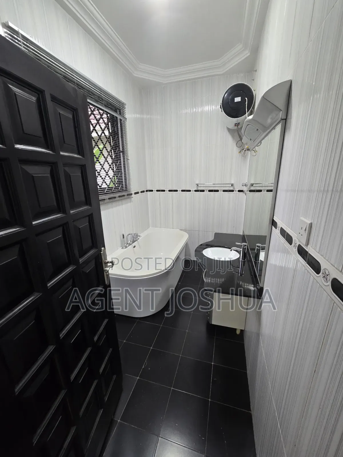 4bdrm House in East Airport, Spintex for rent