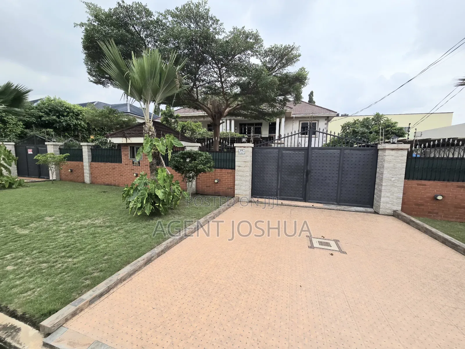 4bdrm House in East Airport, Spintex for rent