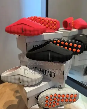 Nike Mind 001 ( Mule ). Comes in Box . Very Classic and Nice