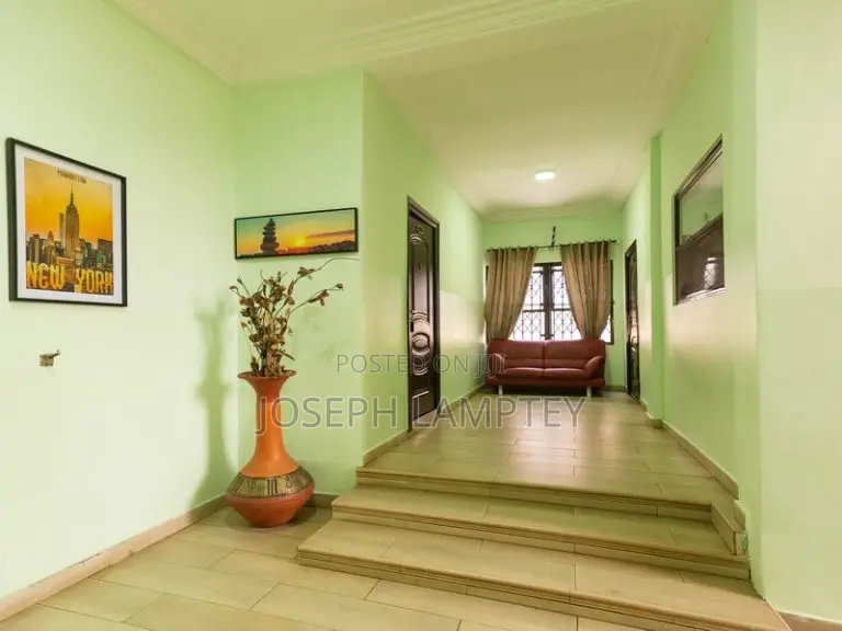 Furnished 2bdrm Apartment in Joseph Lamptey, A&C Mall Area for rent
