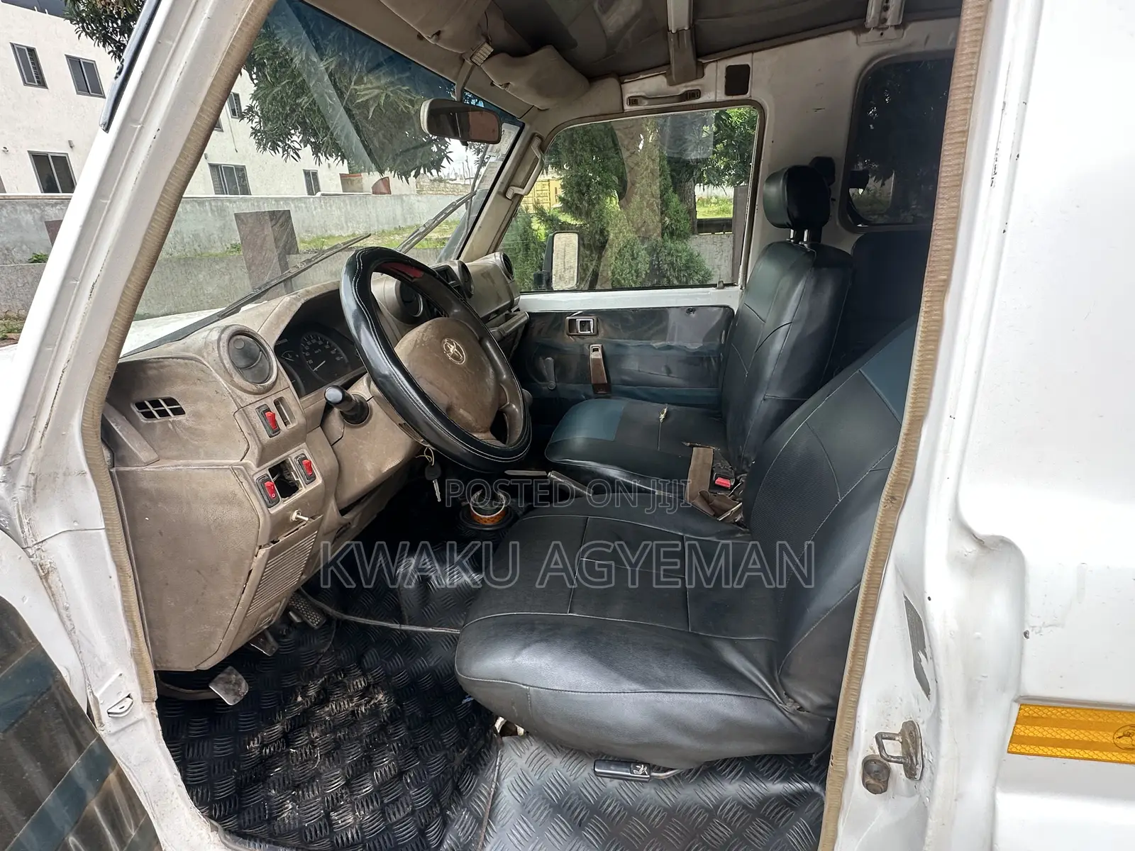 Toyota Land Cruiser Cygnus 4.7 2007 White