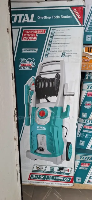 Total 2500w Pressure Washer