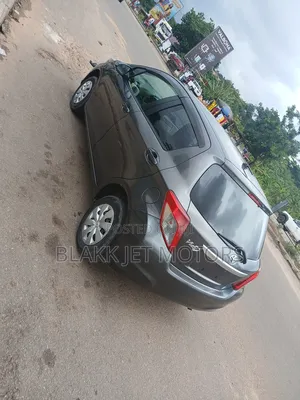 Toyota Vitz 1.3 AWD 5dr 2013 Gray