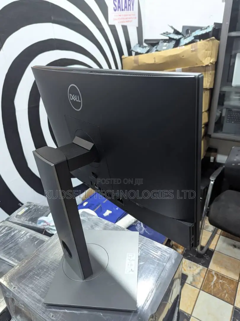 Desktop Computer Dell OptiPlex 5260 8GB Intel Core i5 SSD 256GB