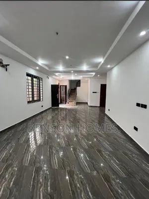4bdrm Duplex in Lashibi for rent