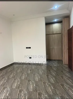 4bdrm Duplex in Lashibi for rent