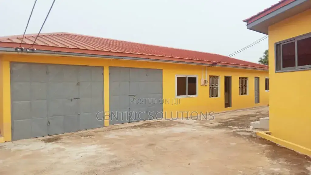Furnished 4bdrm Shared Apartment in Community 25 for rent