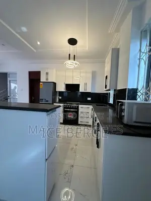 3bdrm Apartment in Sunshine Estate for rent