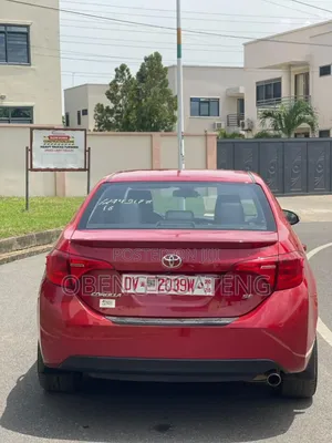 Toyota Corolla SE (1.8L 4cyl 2A) 2018 Red