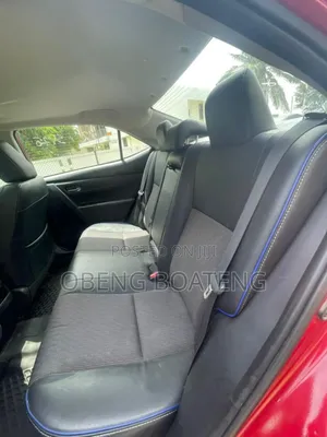 Toyota Corolla SE (1.8L 4cyl 2A) 2018 Red