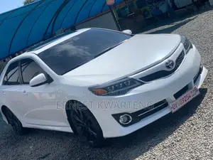 Toyota Camry 2014 White