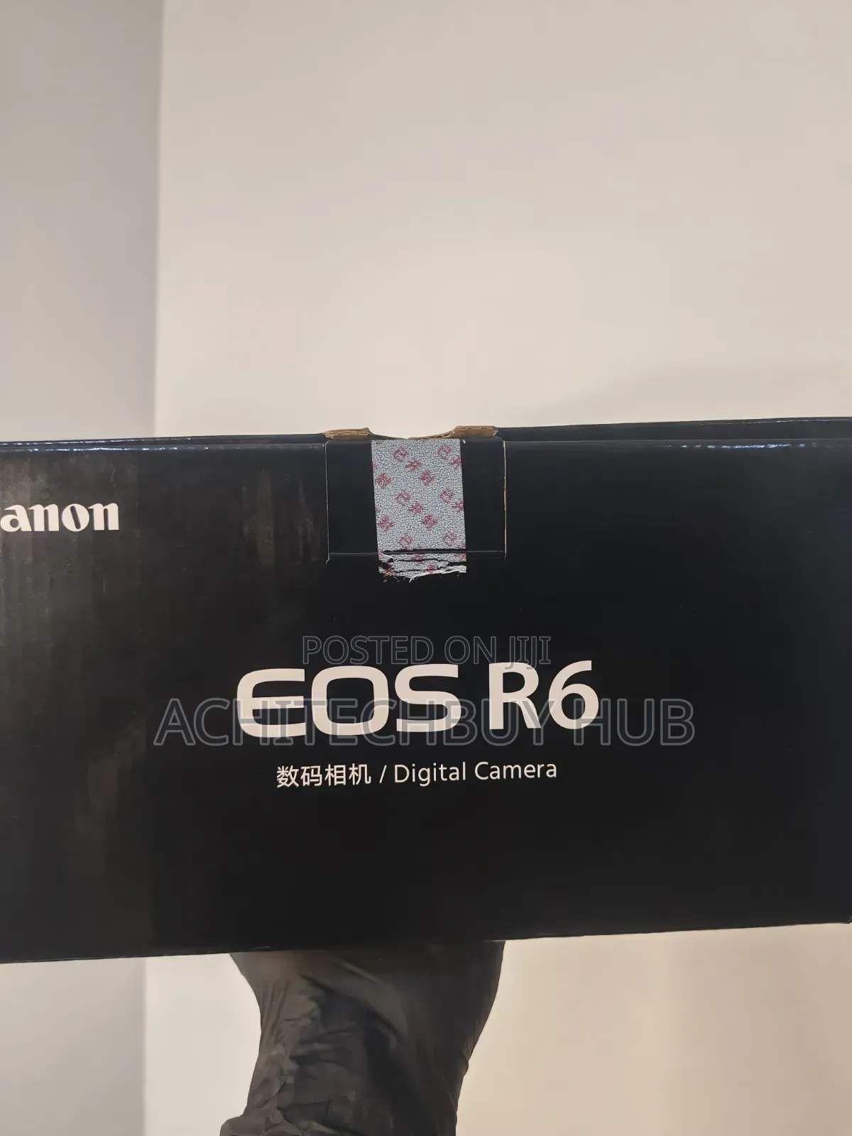 Canon Eos R6 – 98% Like New | Home Used | Full Set