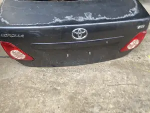 Toyota Corolla 09 Boot