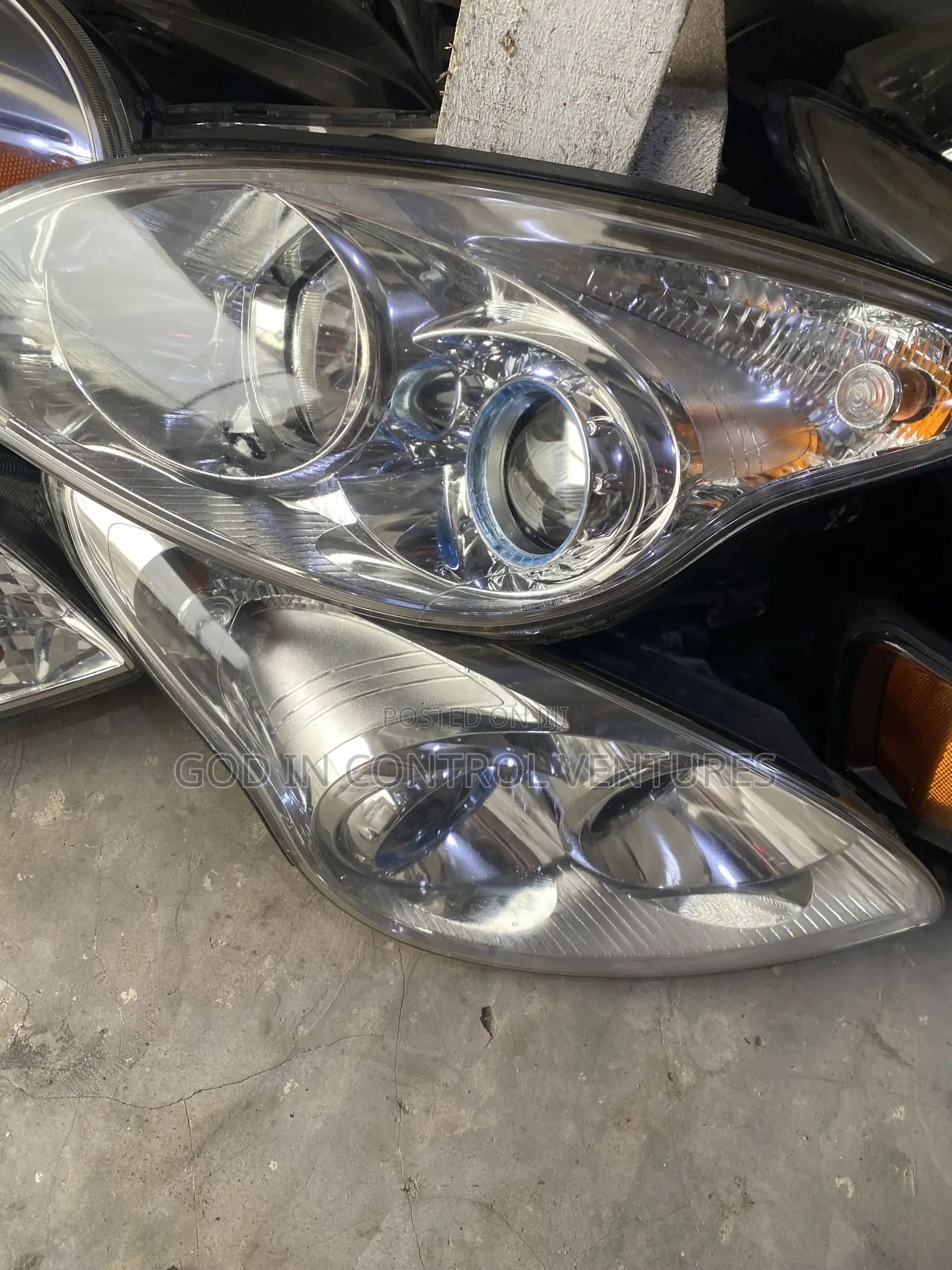 Hyundai I30 Headlight Pair