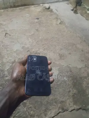 Apple iPhone 12 64 GB Black