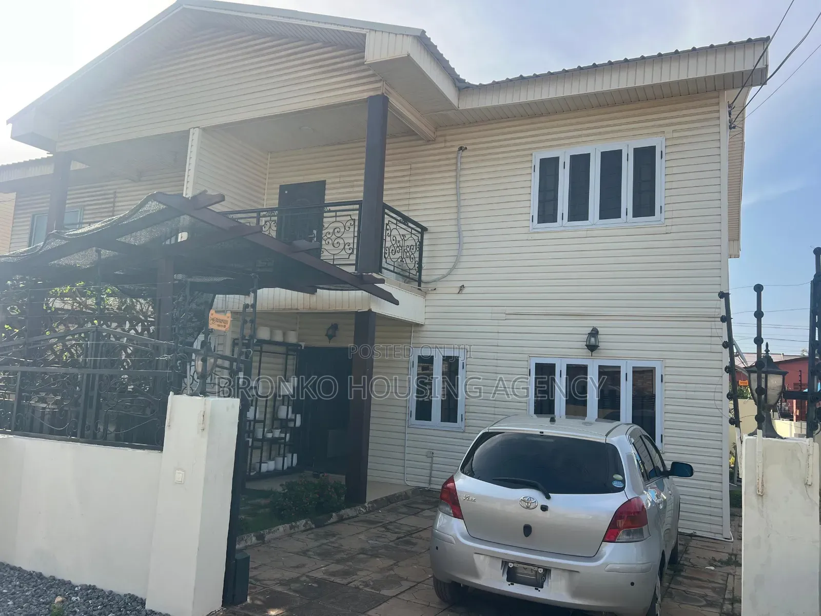 Furnished 3bdrm Townhouse / Terrace in Bronko Housing, Coca Cola