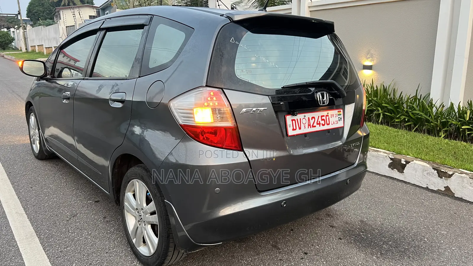 Honda Fit Automatic 2011 Gray