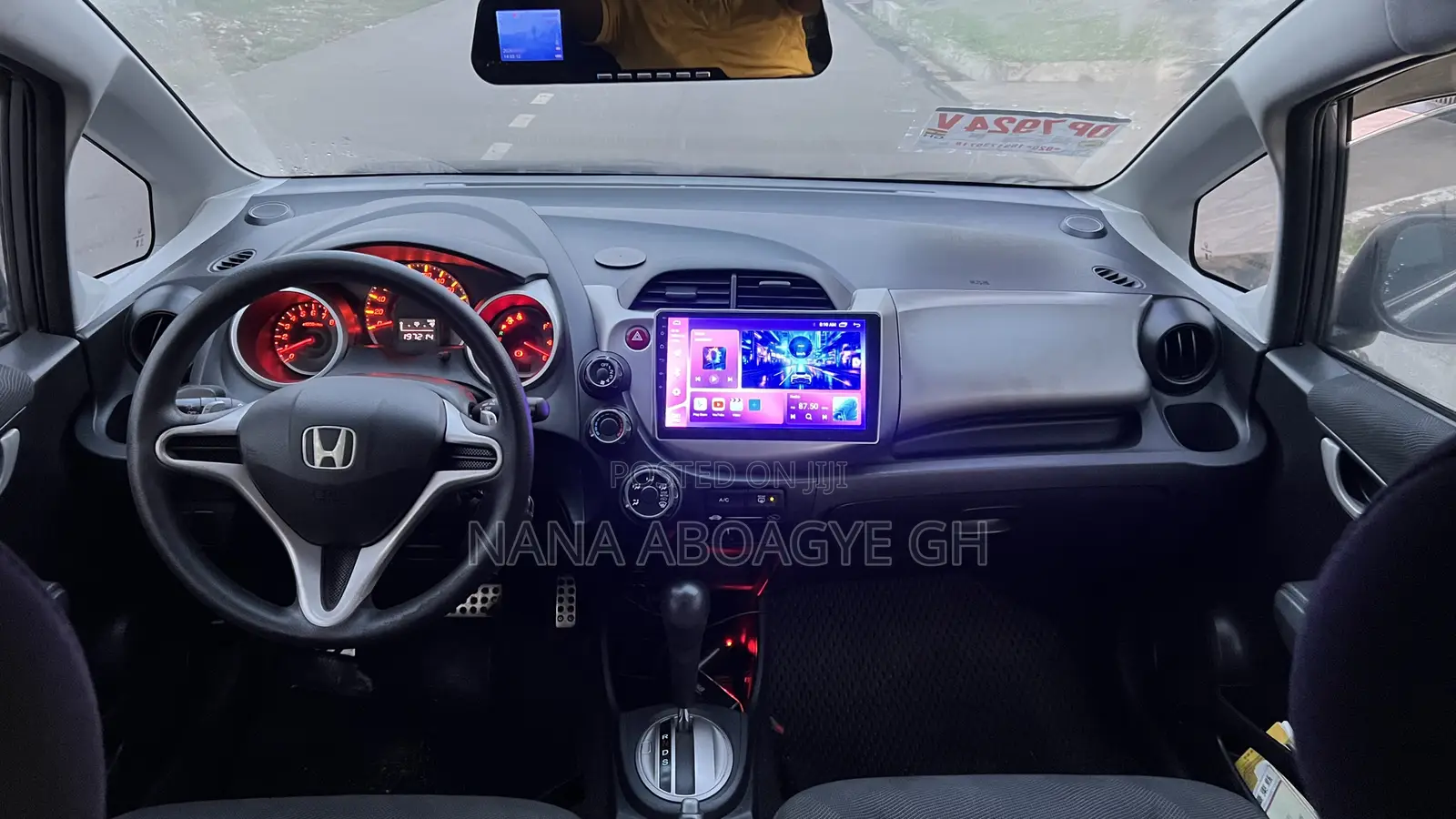 Honda Fit Automatic 2011 Gray