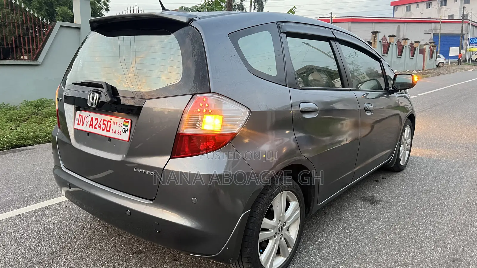 Honda Fit Automatic 2011 Gray