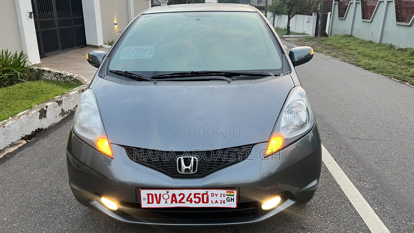 Honda Fit Automatic 2011 Gray