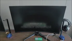 32inchs Curve 144hz Resolution 1ms Monitor