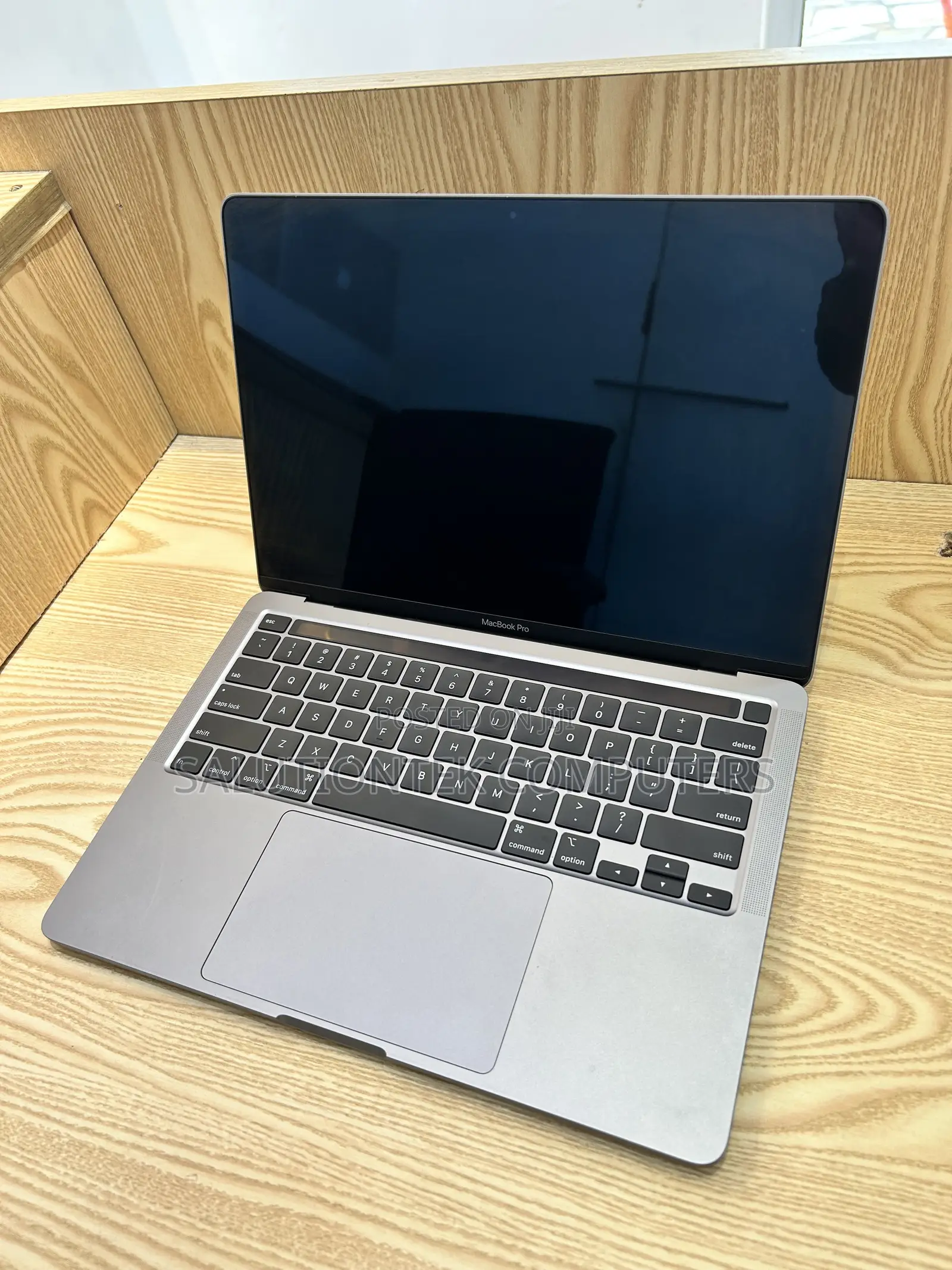 Laptop Apple MacBook Pro 2020 16GB Intel Core i5 SSD 512GB