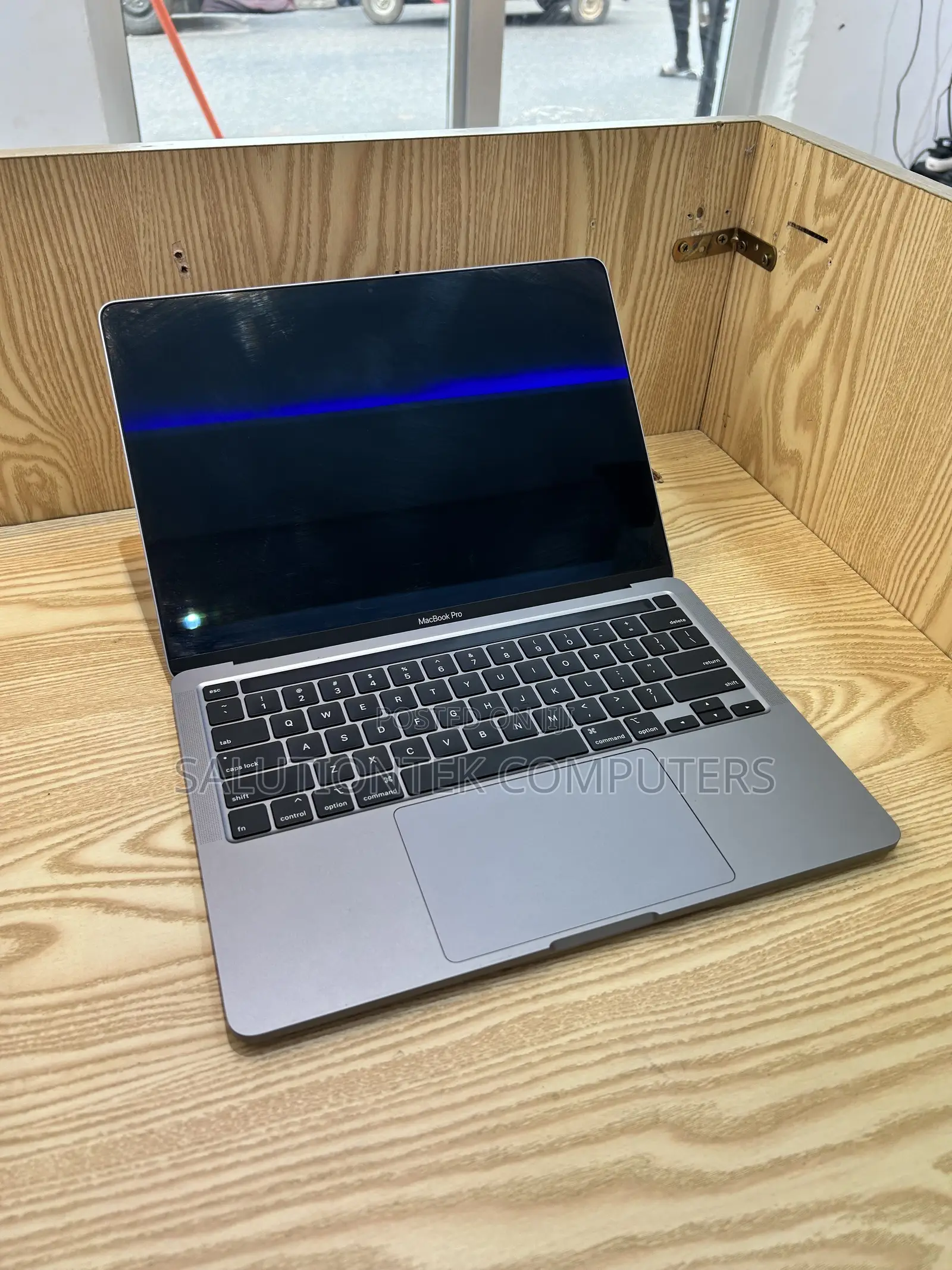 Laptop Apple MacBook Pro 2020 16GB Intel Core i5 SSD 512GB