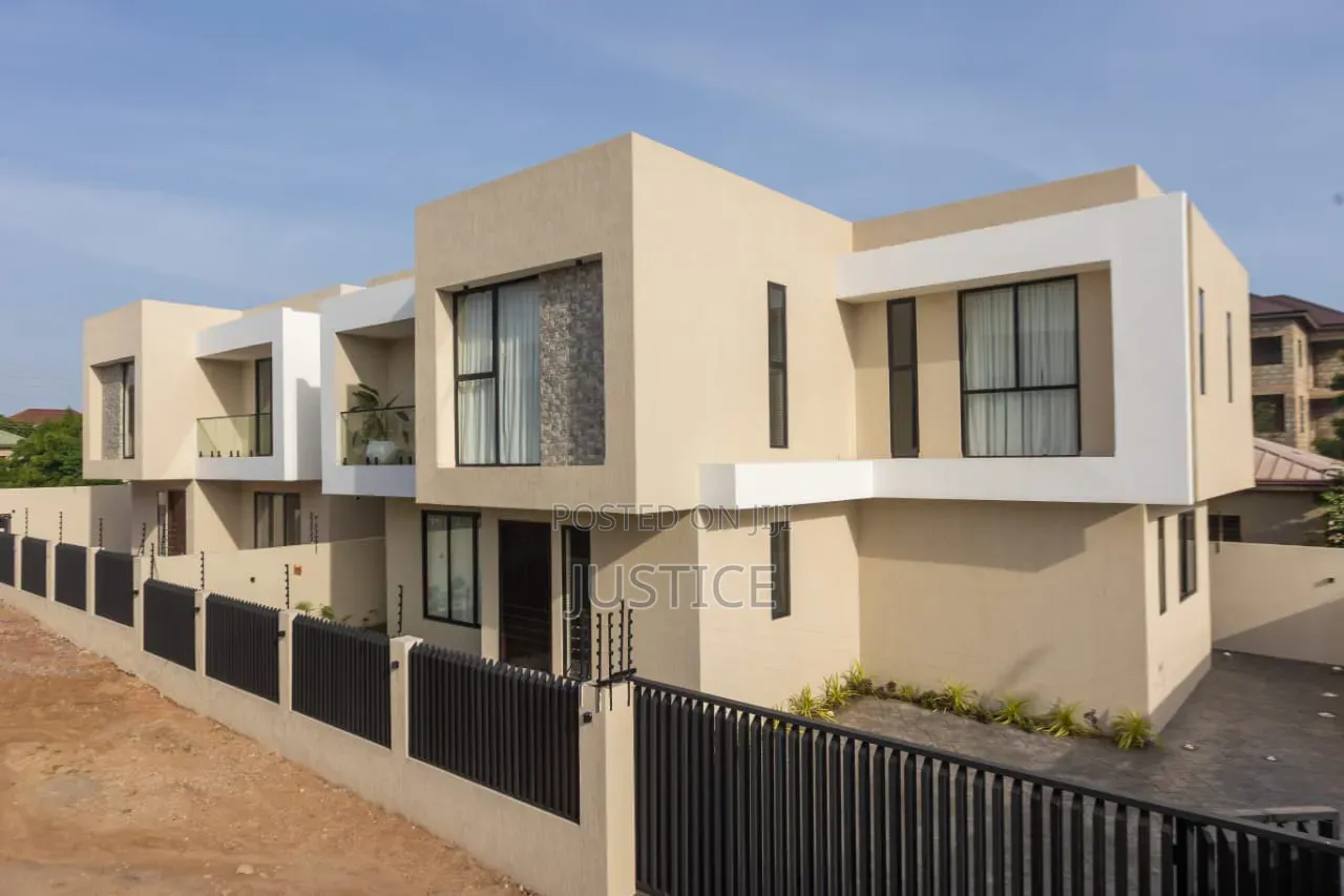 4bdrm House in Oyarifa, Owusu Ansah for sale
