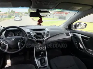 Hyundai Elantra 2015 Brown
