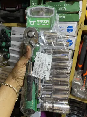 12pcs Green Handle Ratchet Bar Set