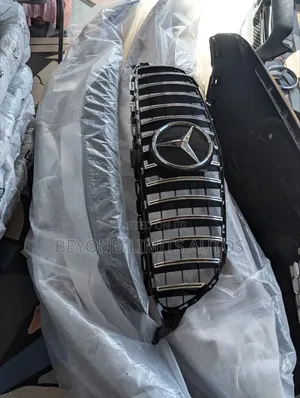 Mercedes Benz C300 2016,2017,2018,2019 Front Grille Amg Design