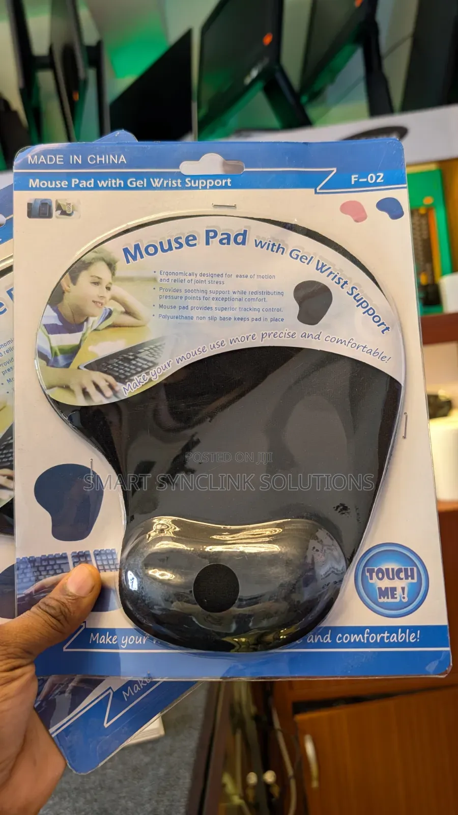 Mouse Pad With Gel Wrist Support