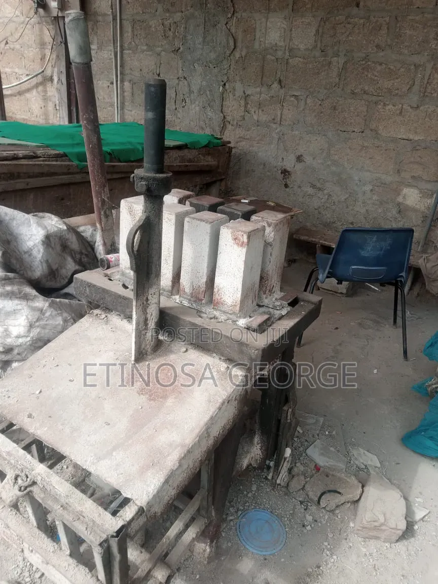 Block Molding Machine