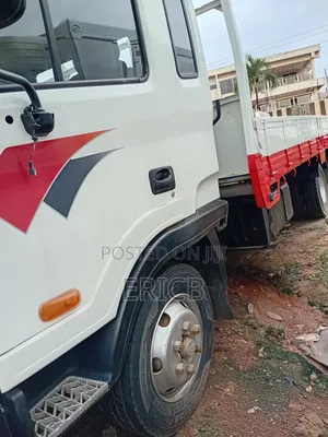 Hyundai Gold Truck