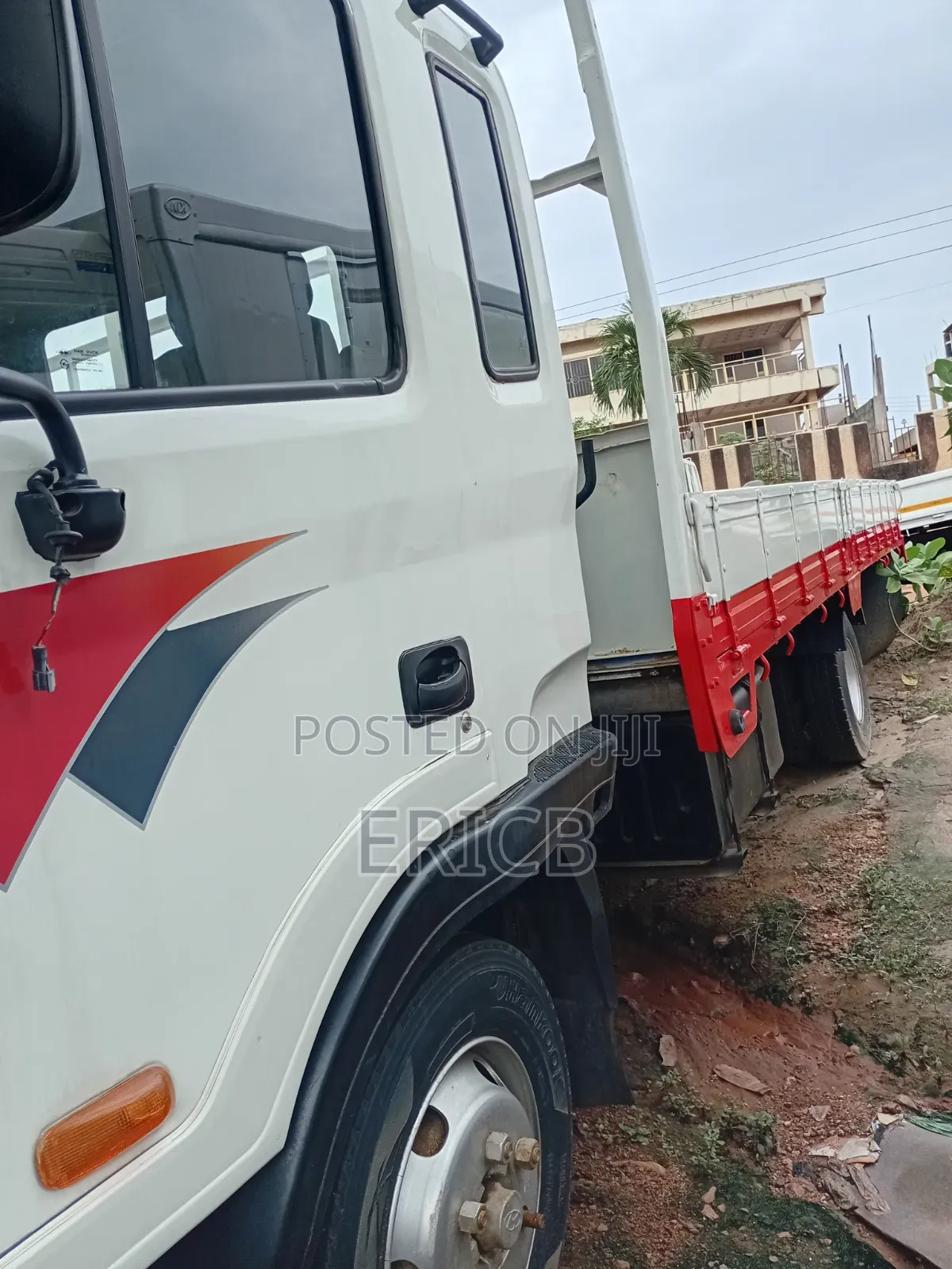 Hyundai Gold Truck