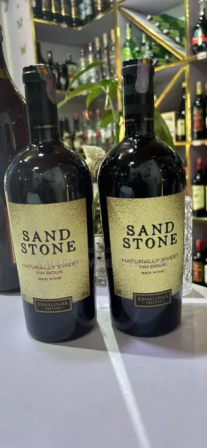 Sand Stone Natural Sweet Red Wine