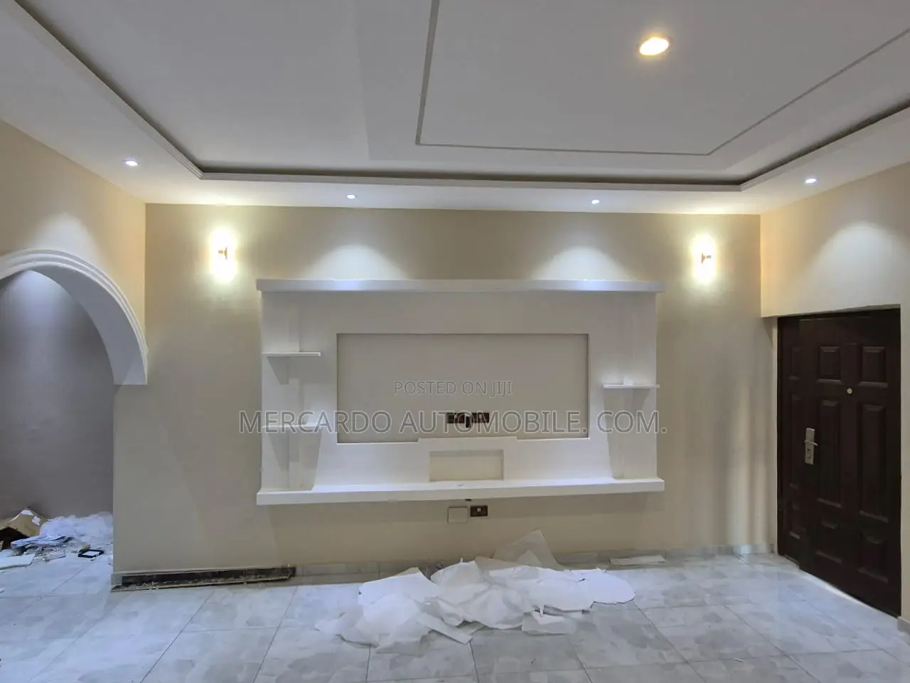 3bdrm Apartment in Ashongman Estate, Police Station for rent