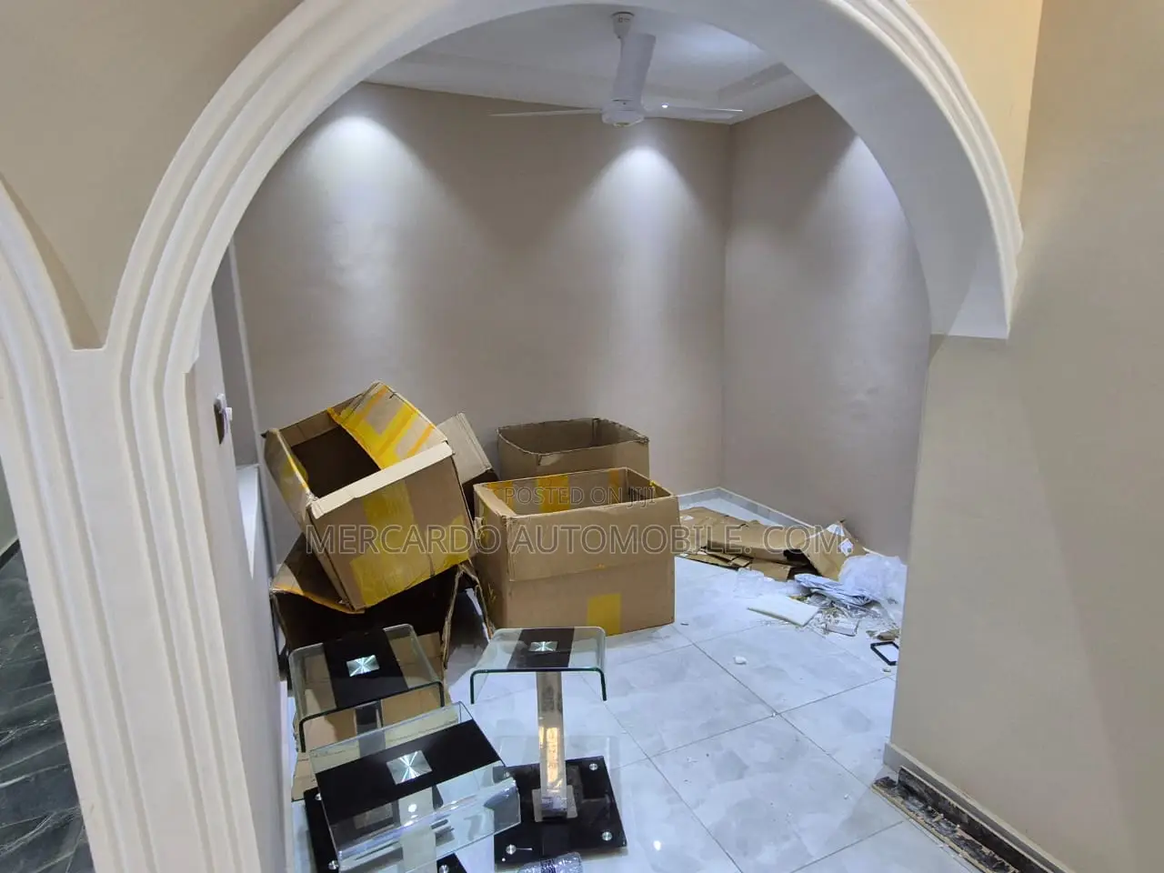 3bdrm Apartment in Ashongman Estate, Police Station for rent