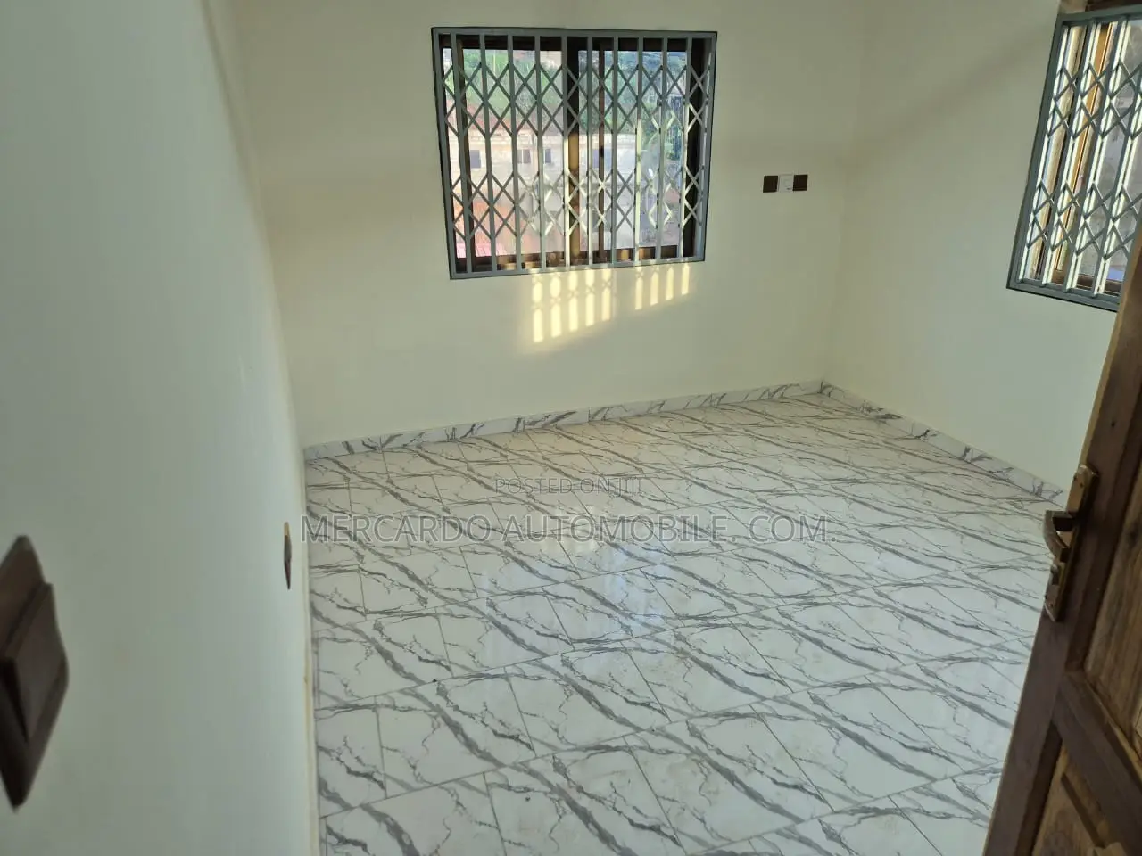 3bdrm Apartment in Ashongman Estate, Police Station for rent