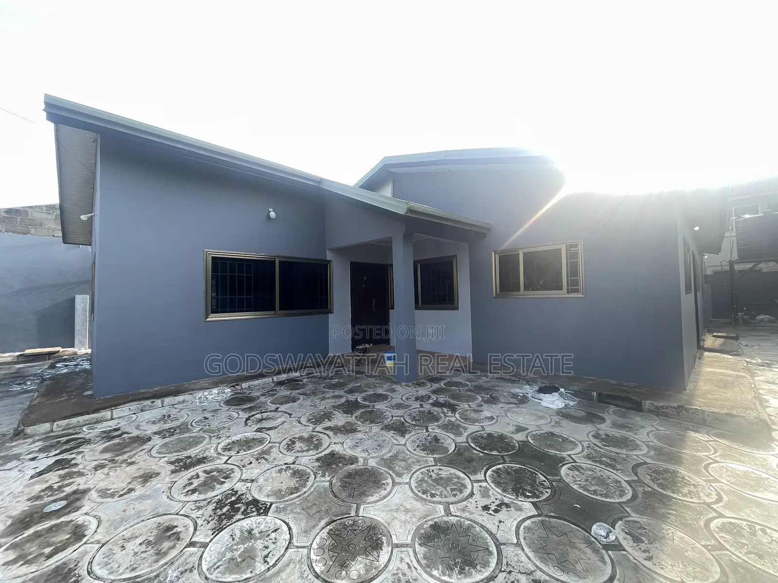 3bdrm House in East Legon, Adjiriganor for rent