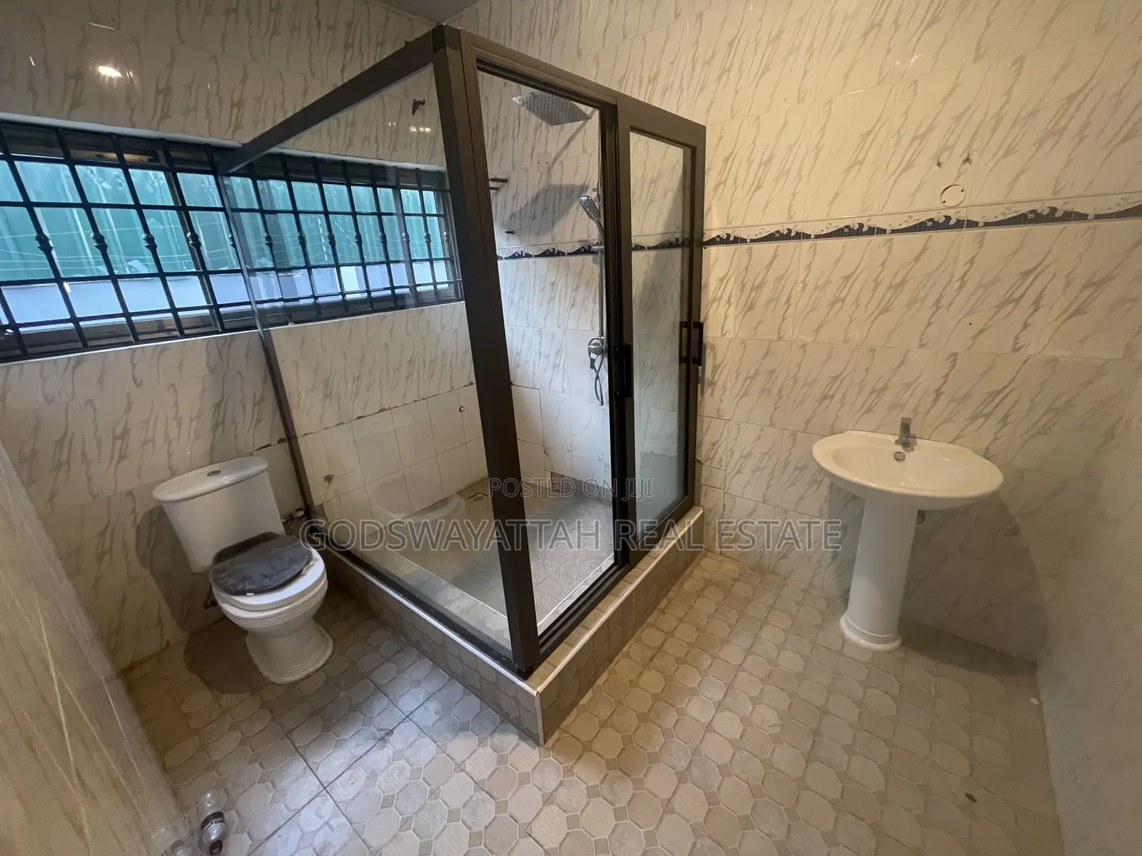 3bdrm House in East Legon, Adjiriganor for rent